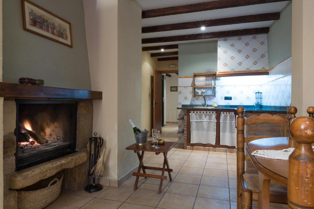 estudio-rural-doble-chimenea-turimaestrat-3