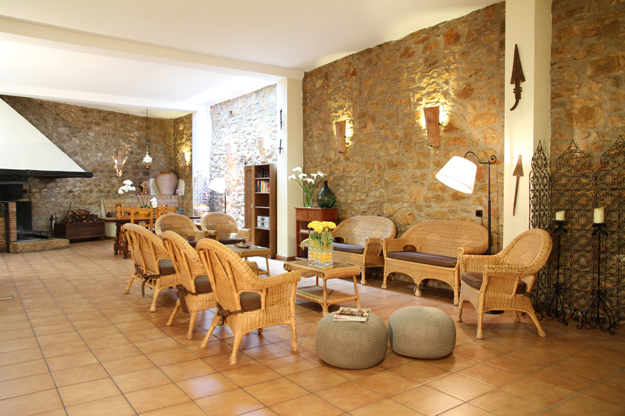 salon-complejo-rural-turimaestrat-sant-mateu (5)